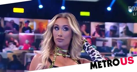 WWE’s Carmella handles wardrobe malfunction like a pro and